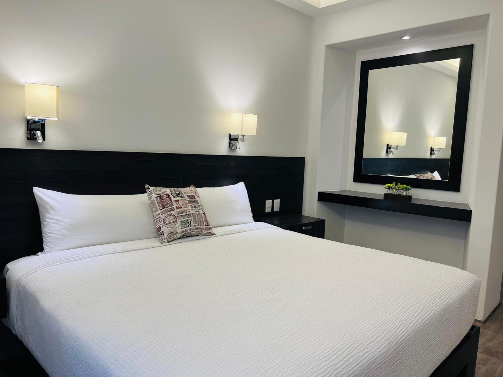 Qa Hotel ซานหลุยส์โปโตซิ ภายนอก รูปภาพ