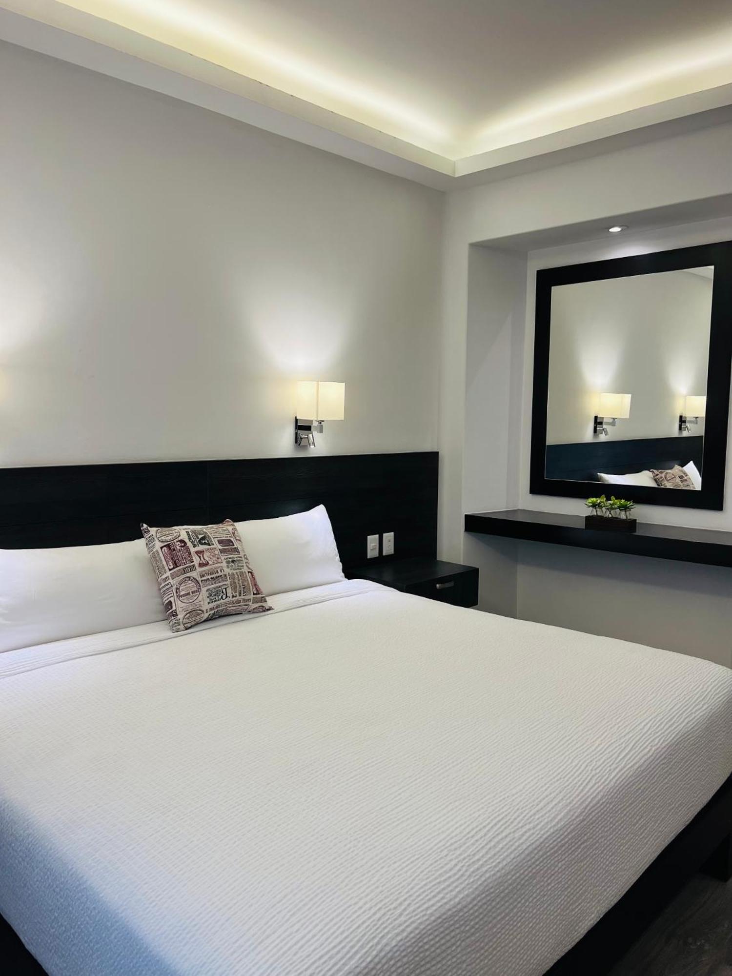 Qa Hotel ซานหลุยส์โปโตซิ ภายนอก รูปภาพ
